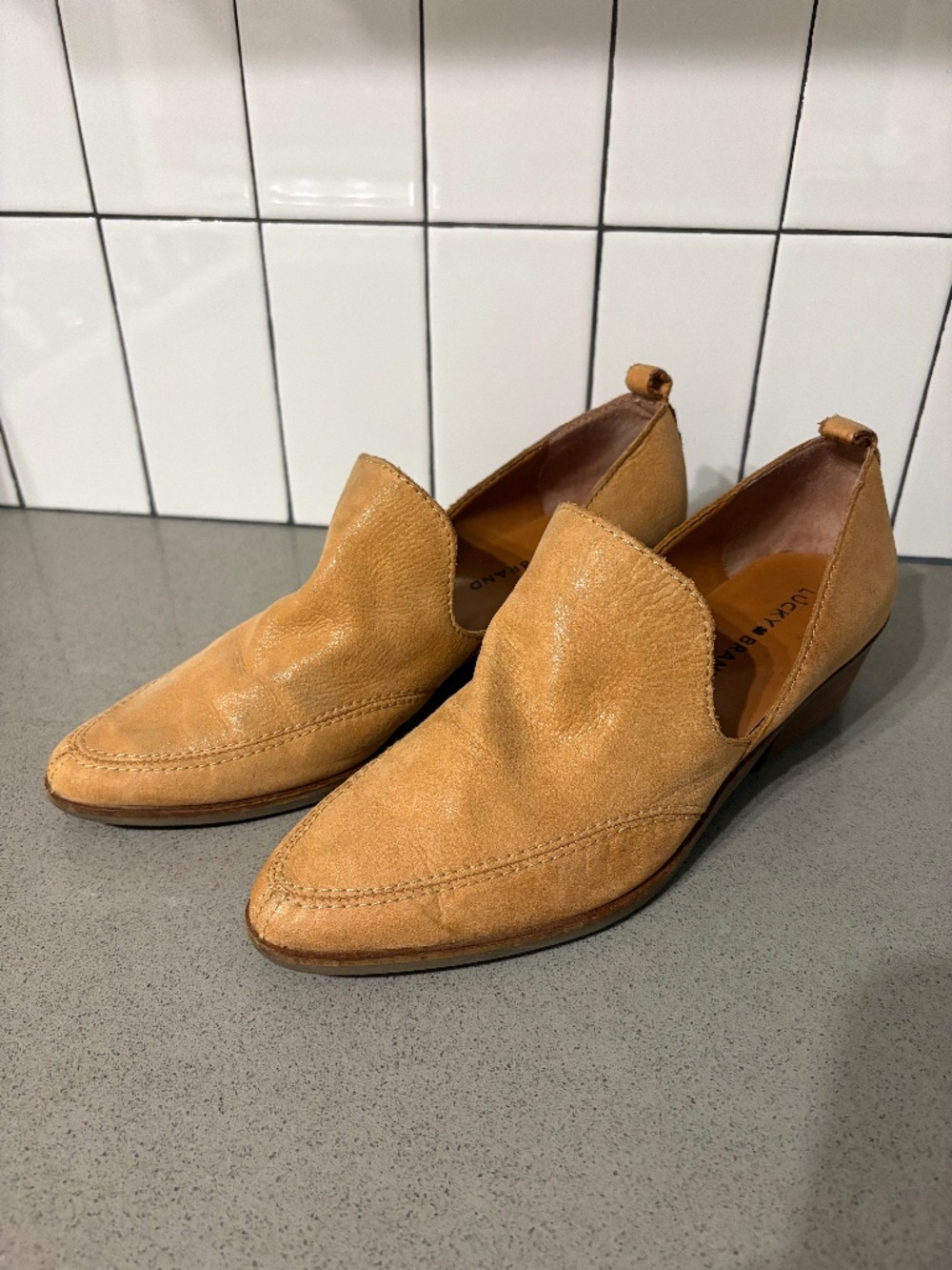 Lucky Brand slip on loafers - leather - size 7.5
